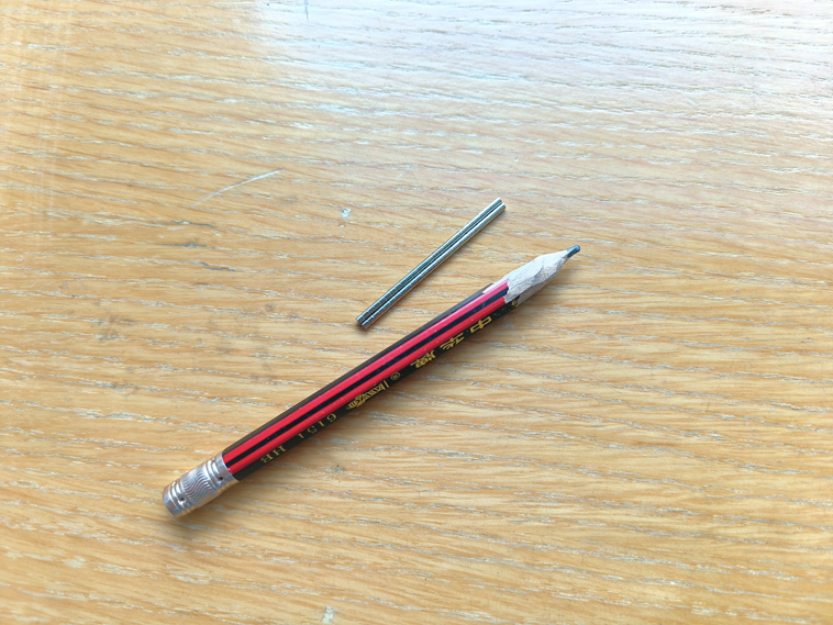 高斯计测出来的值和磁铁大小有关吗？